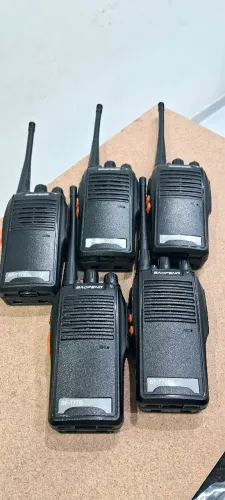 5 rádios comunicador Walkie Talkie baofeng novos