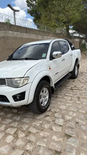 Mitsubishi L200 Triton HPE 3.2 CD TB Int.diesel AUT 2012