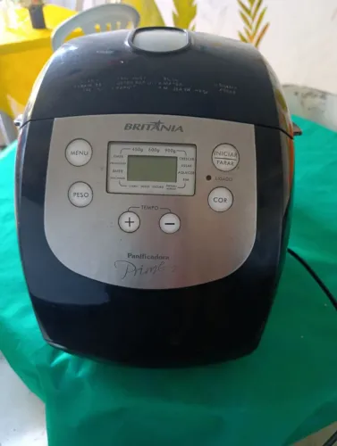 Vendo máquina de fazer pão