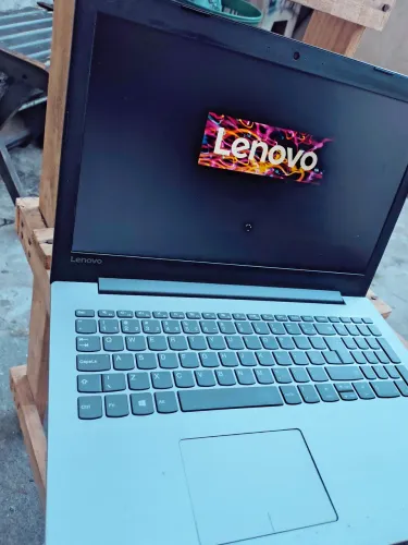 Notebook Lenovo processador i3 sétima geração
