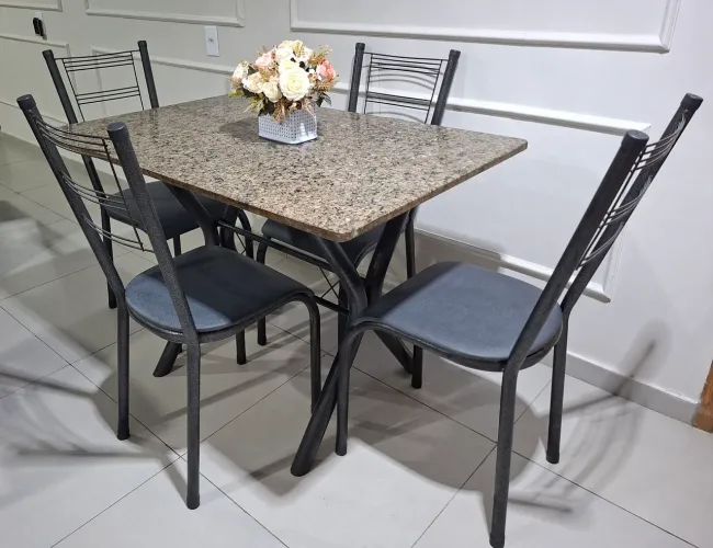 Mesa Novinha Entrego