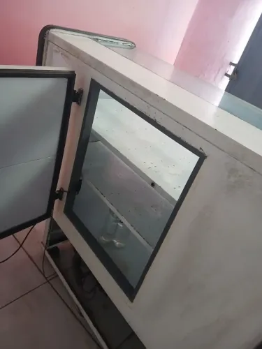 Freezer semi nova