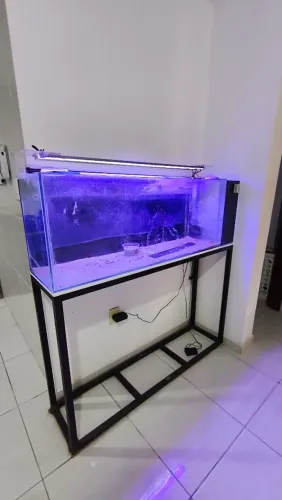 Aquário 1,20m usado