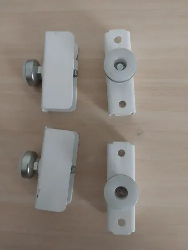 Pezinho pé regulável para moveis 5,5cm sapata 1/4 U 15mm