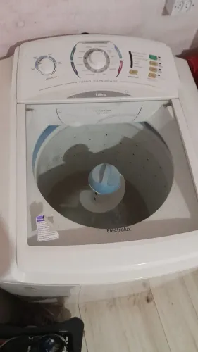MAQUINA DE LAVAR ELECTROLUX 12 KLS.
