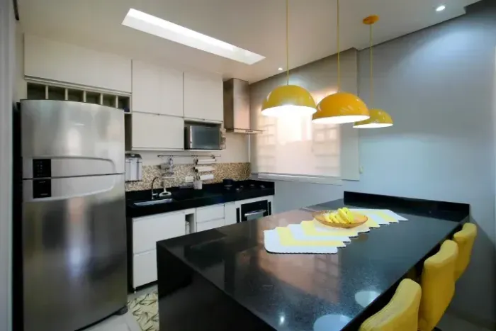 Linda Casa Mobiliada de 3 Quartos, Area Gourmet e Vaga de Garagem