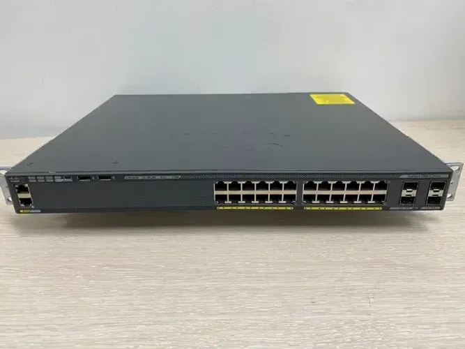 Switch Cisco Catalyst 2960x-24ps 24Portas 1G 4Sfp