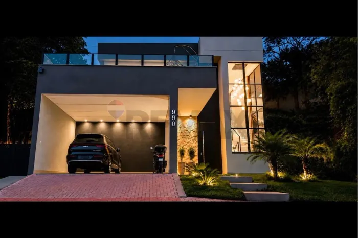 Casa de Alto Padrão à Venda no Condomínio Fechado Gran Royalle Lagoa Santa