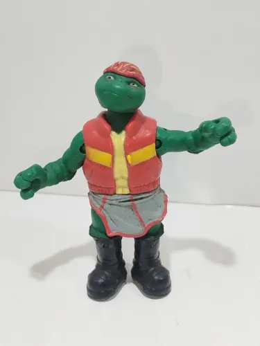 Boneco original das tartarugas ninjas.