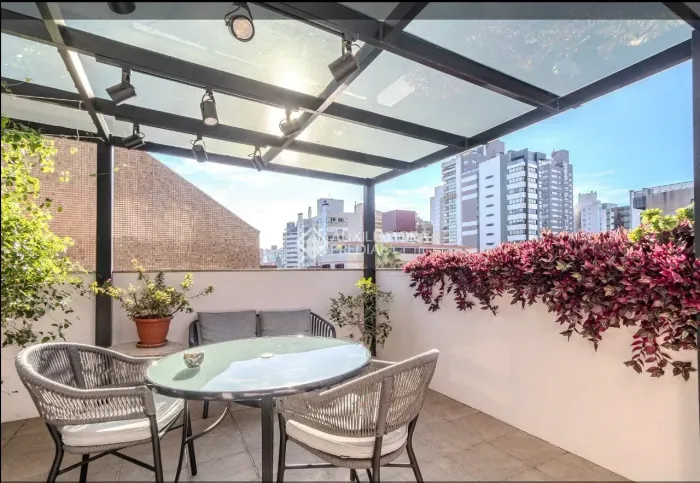 Imóvel para venda tem 77 metros quadrados com 1 quarto em Petrópolis - Porto Alegre - RS