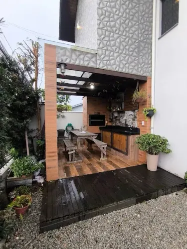 Casa geminada 2 dorm MOBILIADA no centro do Rio Maina ACEITA permuta por casa no Rincão  