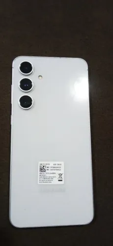 Vendo ou troco meu S24 FE por s24 ultra ou iPhone 15 em diante.