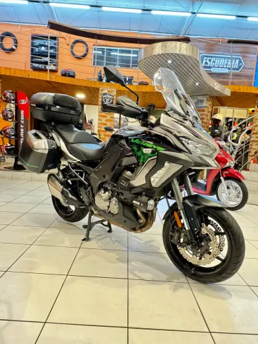 VERSYS 1000 GT SE