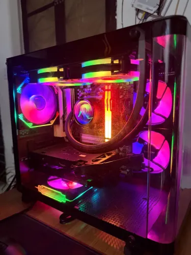 Pc Gamer 9060 xt 16GB