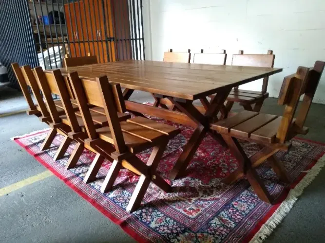 MESA DE JANTAR MACIÇA 2,00 X 1,20 + 8 CADEIRAS- MADEIRA DE ALTA QUALIDADE.