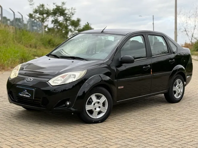 Ford Fiesta Sed. 1.6 8V Flex 4P 2013