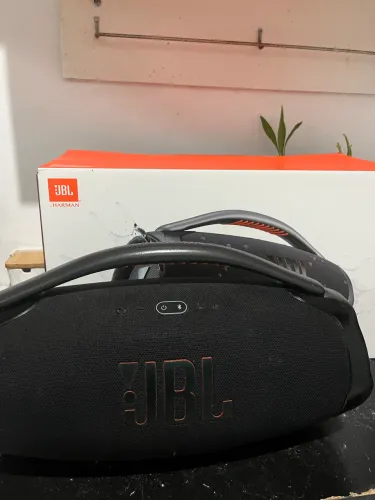 Caixa de som JBL bombox 3