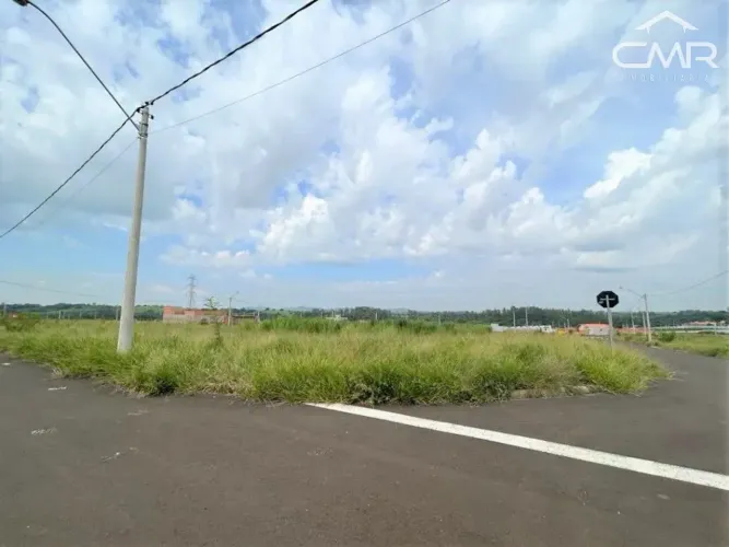 Terreno no Loteamento Conquista em Santa Terezinha, 320,12 m², topografia plana
