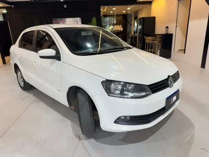 Volkswagen Voyage 1.0/1.0 City MI Total Flex 8V 4P 2013
