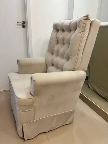 Poltrona de amamentação
