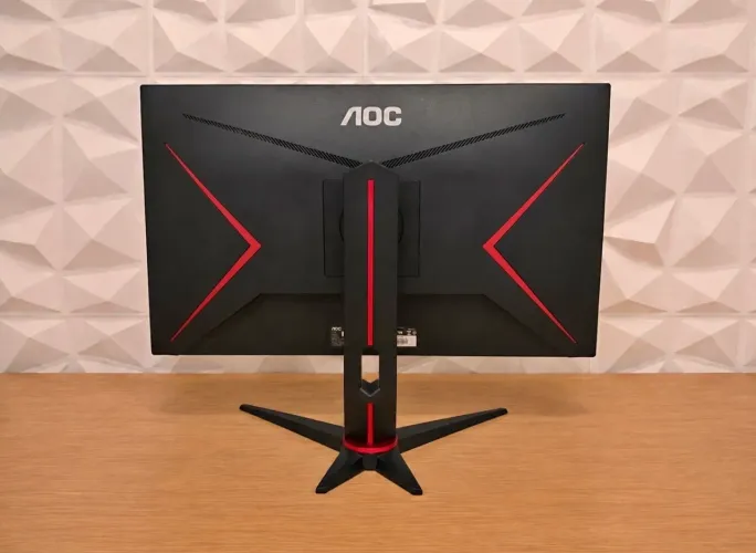 Monitor AOC Hero 144hz 27 polegadas