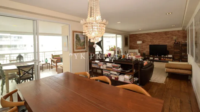 Apartamento à Venda no Condomínio Allori Vila Romana/ Rua Fábia/ 180m²/ 4 Quartos/ 3 Suíte