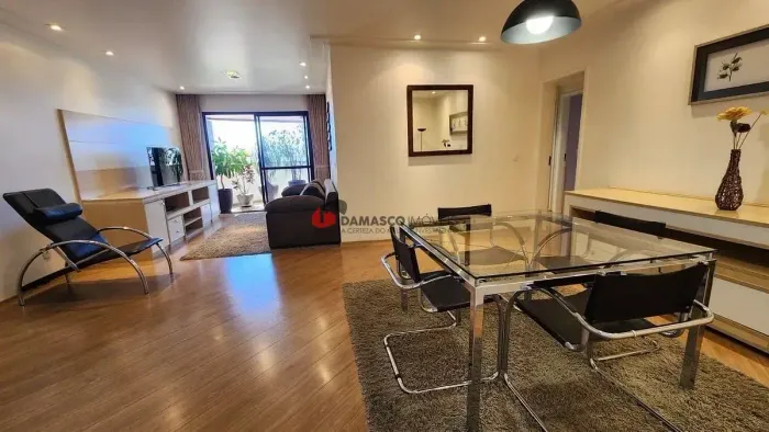 Apartamento em Vila Caminho do Mar