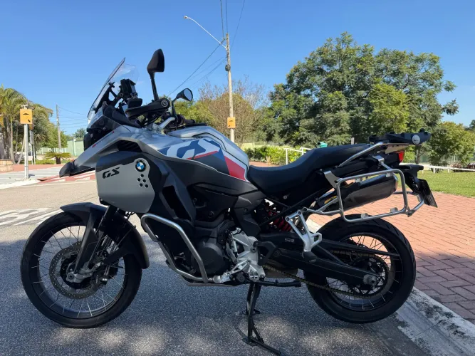 GS 900 Adventure Plus