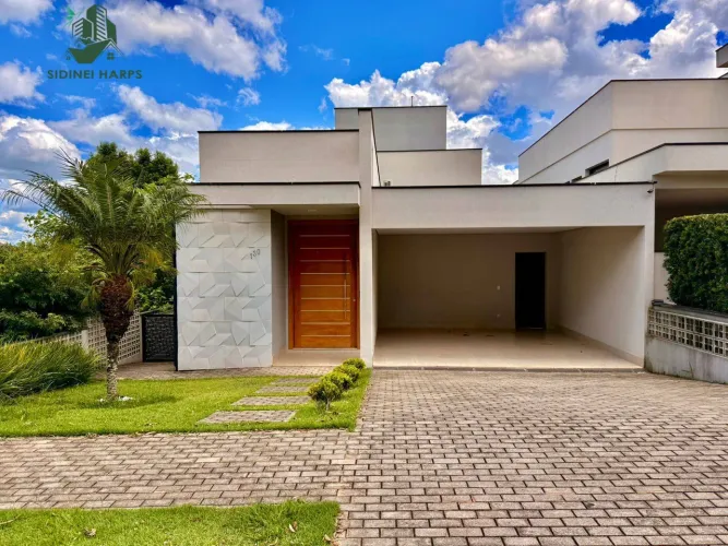 Locação! Casa totalmente mobiliada no condomínio Portal horizonte!
