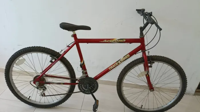 Bicicleta aro 26 18 machas
