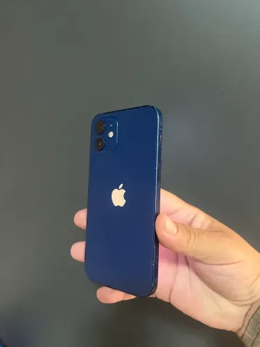 iPhone 12 64gb 75% aparelho tudo original marcas de uso