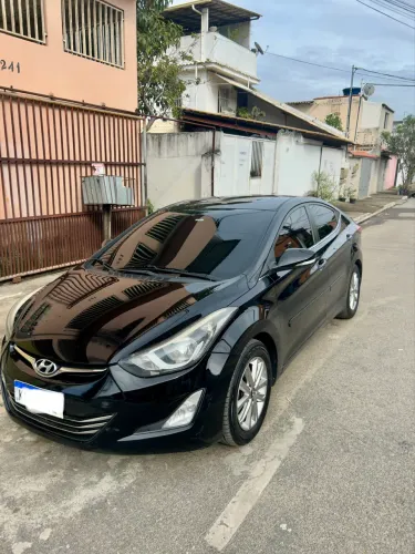 Hyundai Elantra GLS 2.0 16V Flex Aut. 2015