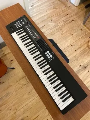 Teclado Roland XPS-10 Sintetizador
