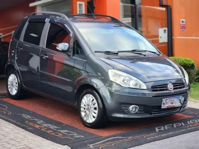 Fiat Idea Essence 1.6 Flex 16V 5P 2011