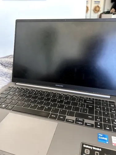 Samsung Galay book 4, CORE I5 SEMI NOVO