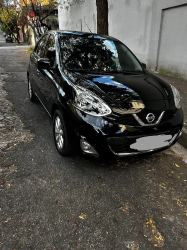 Nissan March SV 1.0 12V Flex 5P 2015