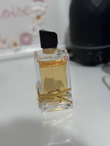 Libre Yves Saint Laurent EAU DE PARFUM - Perfume feminino 90ml original