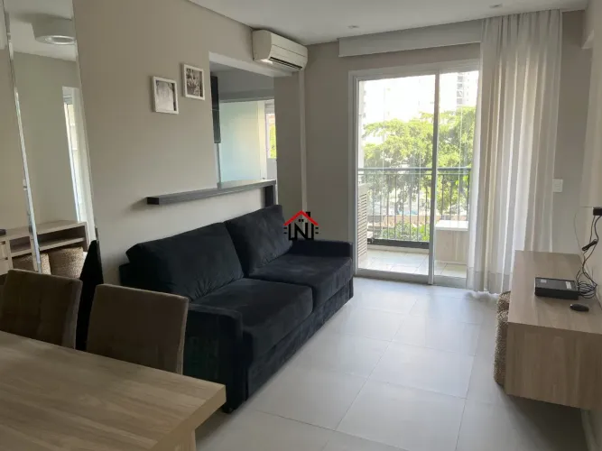 Apartamento 1 dormitório reformado, 48m², Vila Nova Conceição