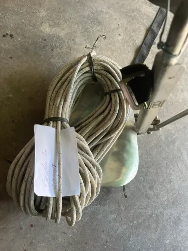 Venda cadeira de pintura com 50 mt de corda valor de 880,00