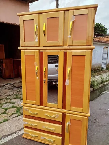 Guarda - roupa de solteiro 3 portas 3 gavetas espelho completo novo