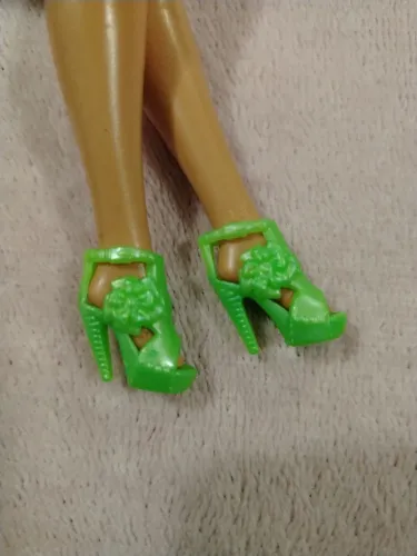 Sapatos Barbie de salto alto plataforma floral verde neon