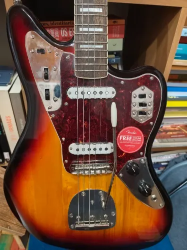 GUITARRA FENDER SQUIER - CLASSIC VIBE 70S JAGUAR® - SUNBURST