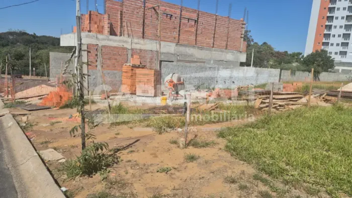 TERRENO À VENDA - CONDOMÍNIO RESIDENCIAL AMARY ? SÃO CARLOS/SP