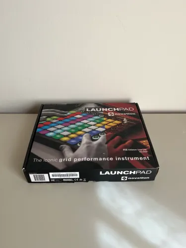 Novation Launchpad MK2 - controlador de Áudio MIDI
