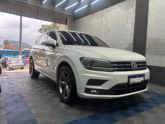 Volkswagen Tiguan Allspac Comf 250 TSI 1.4 Flex 2019