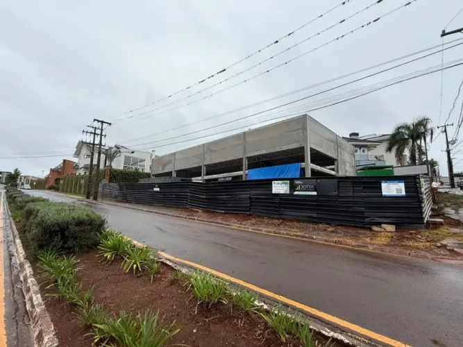 IMÓVEL COMERCIAL PARA LOCAÇÃO NO ESTRELA