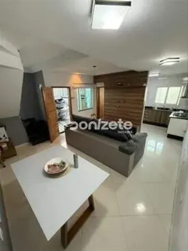 Sobrado à venda em Santo André (Vila Linda) 3 dorms, 2 vagas, piscina e churrasqueira
