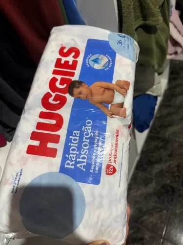 Fralda Huggies absorção rápida tamanho G 32 unidades