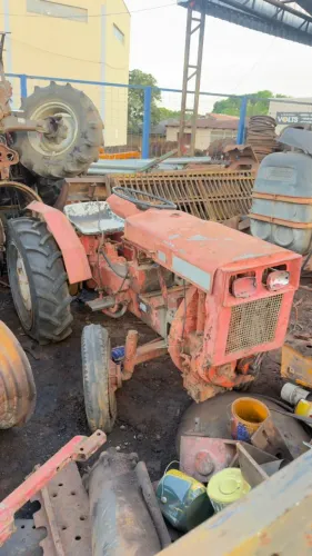 Trator Agrale 4100