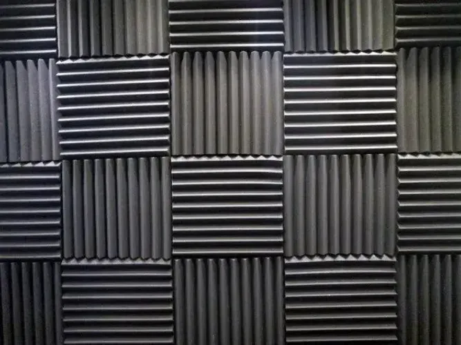 Kit com 10 placas de espuma acústica de 50x50cm e 2cm de espessura Pronta Entrega